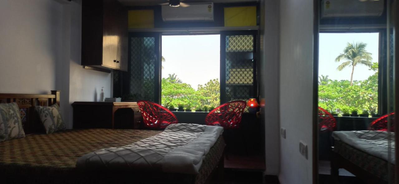 Cozy Private Ac Studio By The Sea Bandstand Bandra W Mumbai Nr Taj Lands End Apartment Exterior photo